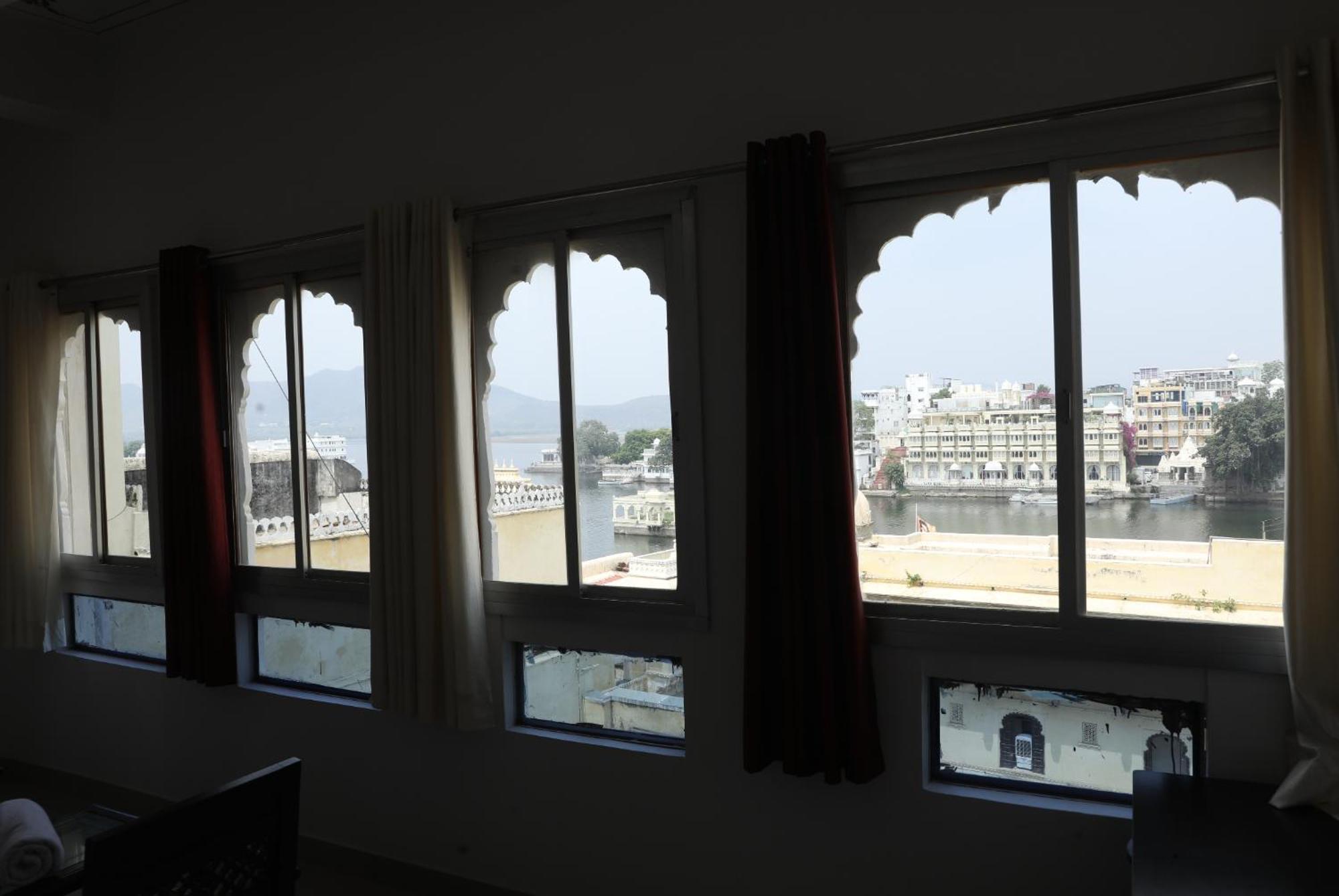 The Mama Hotel - Rooms And Dormitory Udaipur Exterior foto