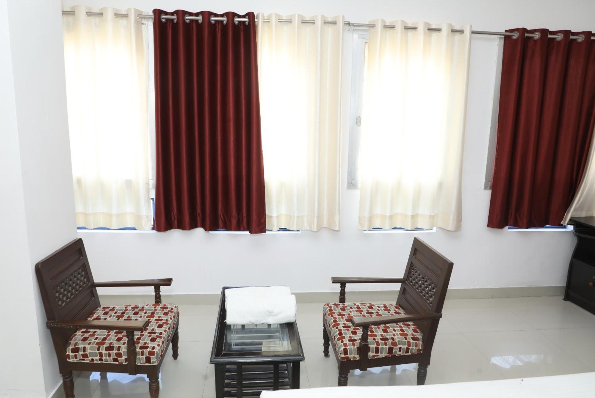 The Mama Hotel - Rooms And Dormitory Udaipur Exterior foto