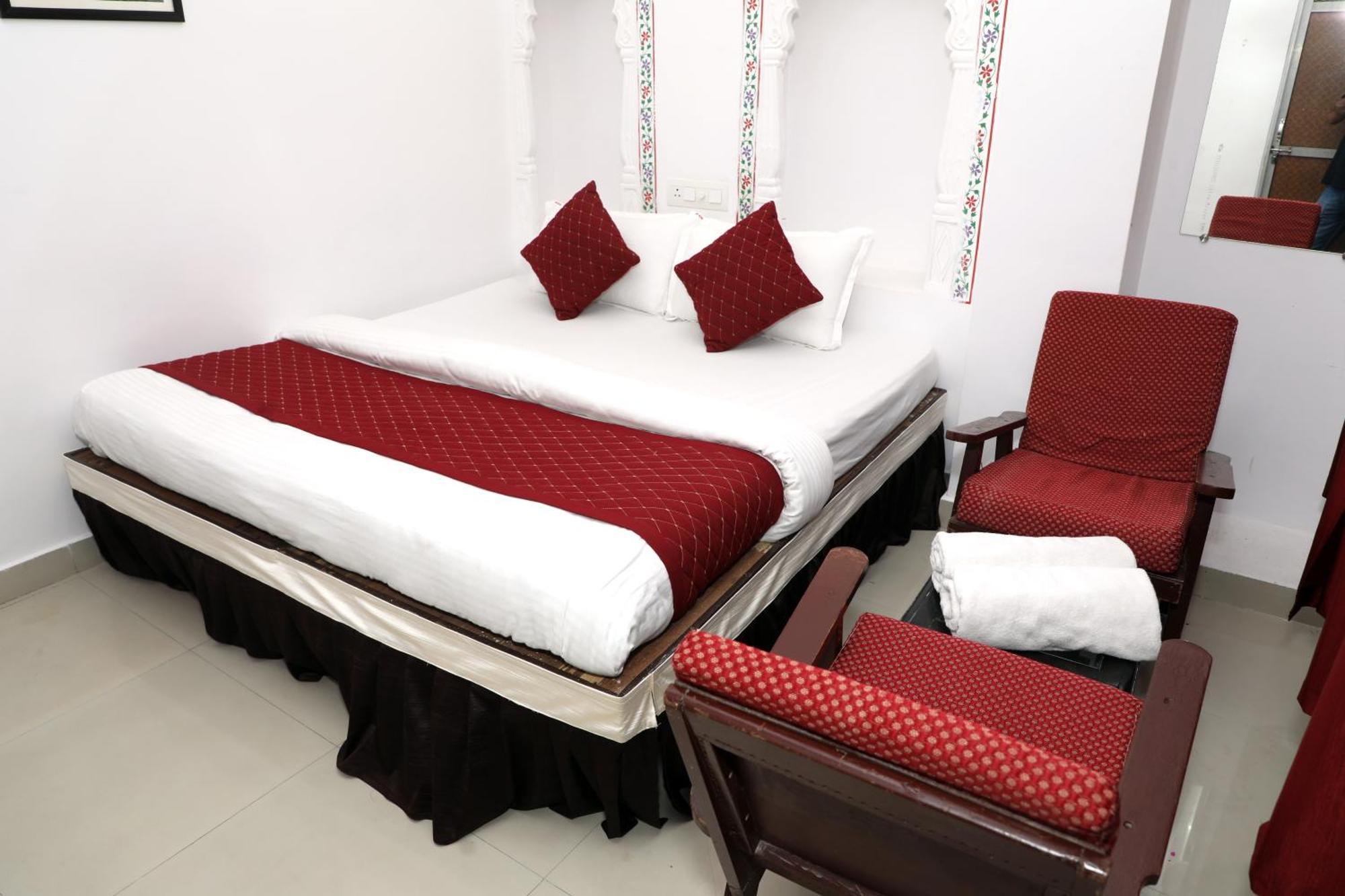 The Mama Hotel - Rooms And Dormitory Udaipur Exterior foto